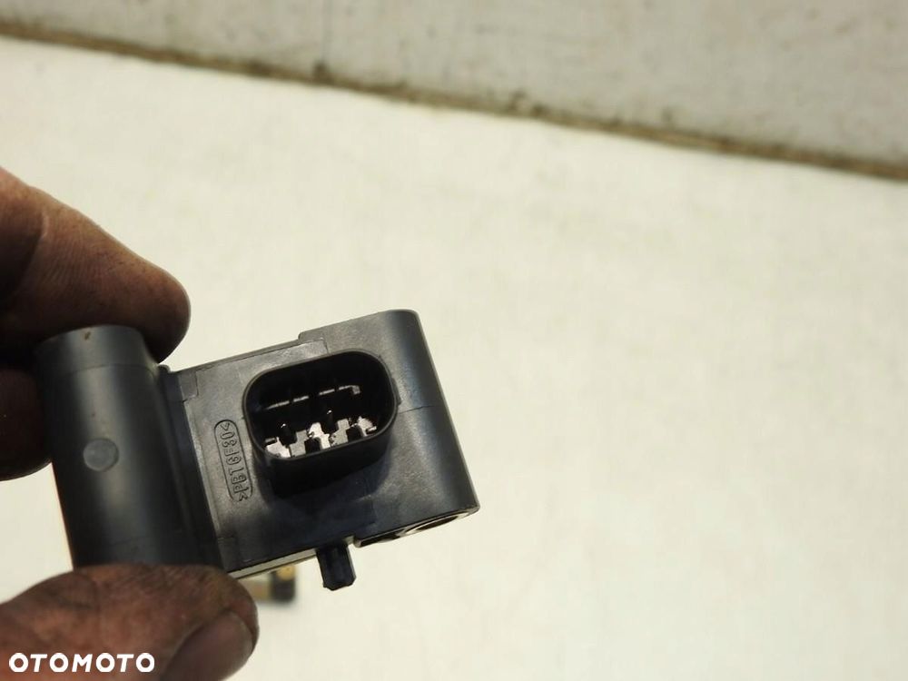 SENSOR UDERZENIOWY PRZÓD BMW X3 E83 6911003 0285003900 - 4
