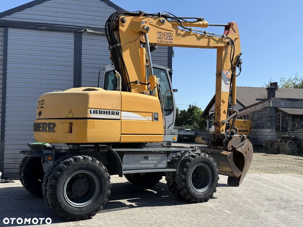 Liebherr A 312 - 5