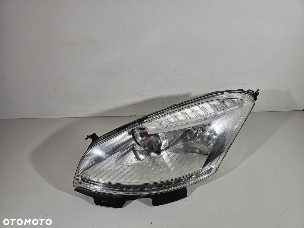 Citroen c4 picasso 2006-10r Lampa przód przednia lewa europa - 3