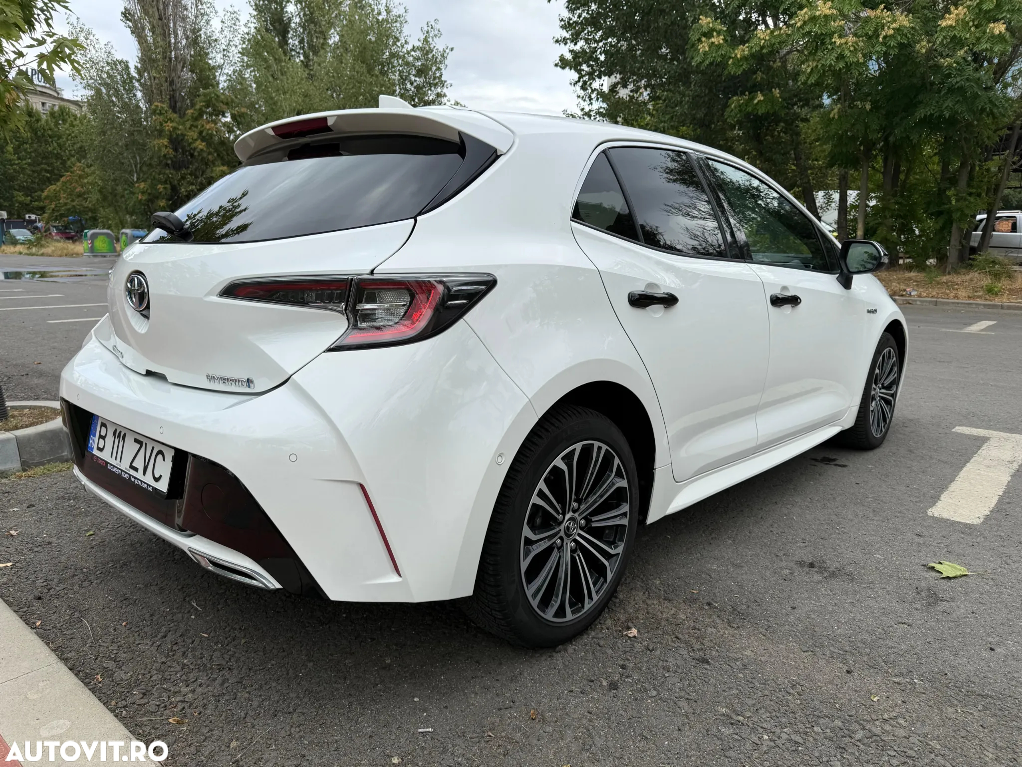 Toyota Corolla 2.0 HSD Exclusive Plus GR Sport Bi-Tone - 5