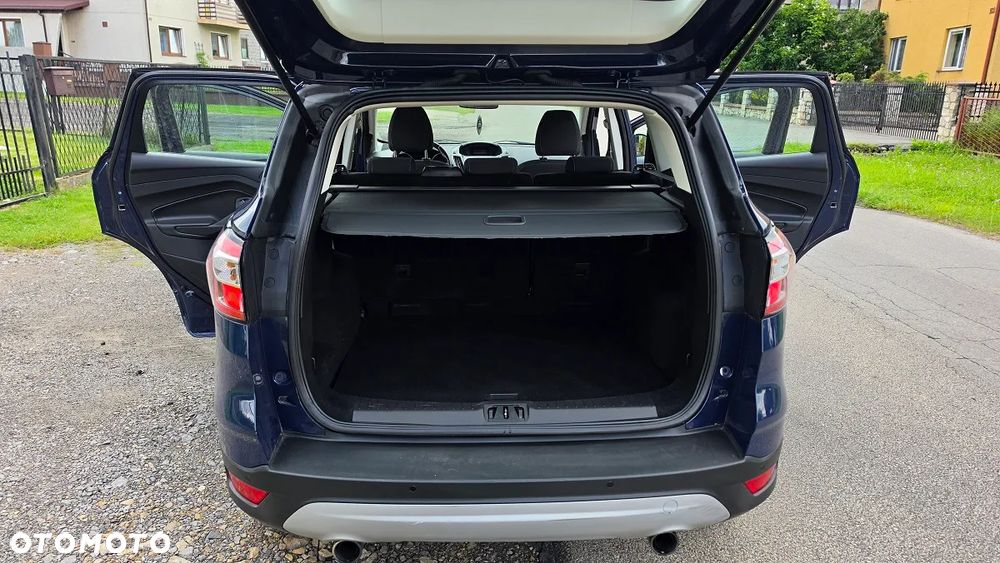 Ford Kuga 1.5 EcoBoost 2x4 Trend - 11