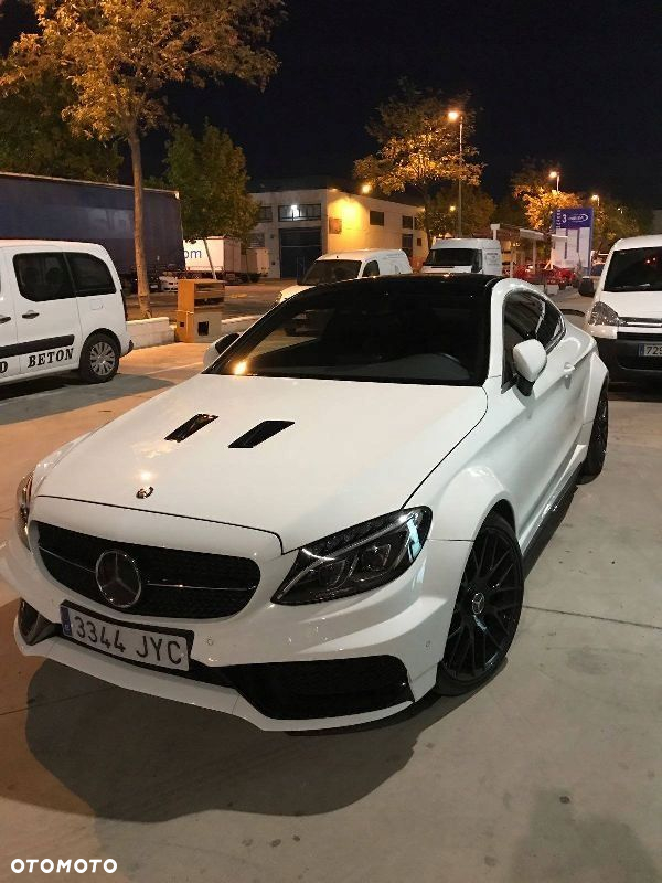 Mercedes C Klasa W205 Coupe Black Series Body Kit - 3