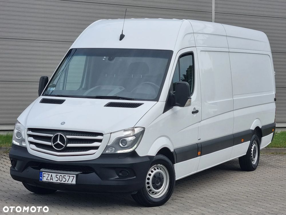Mercedes-Benz Sprinter - 1