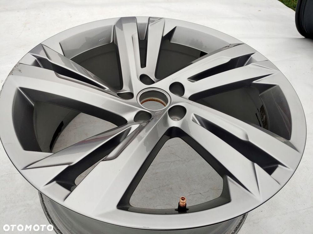 FELGA VW TIGUAN 5NA R-LINE 19 ORYGINAŁ - 4