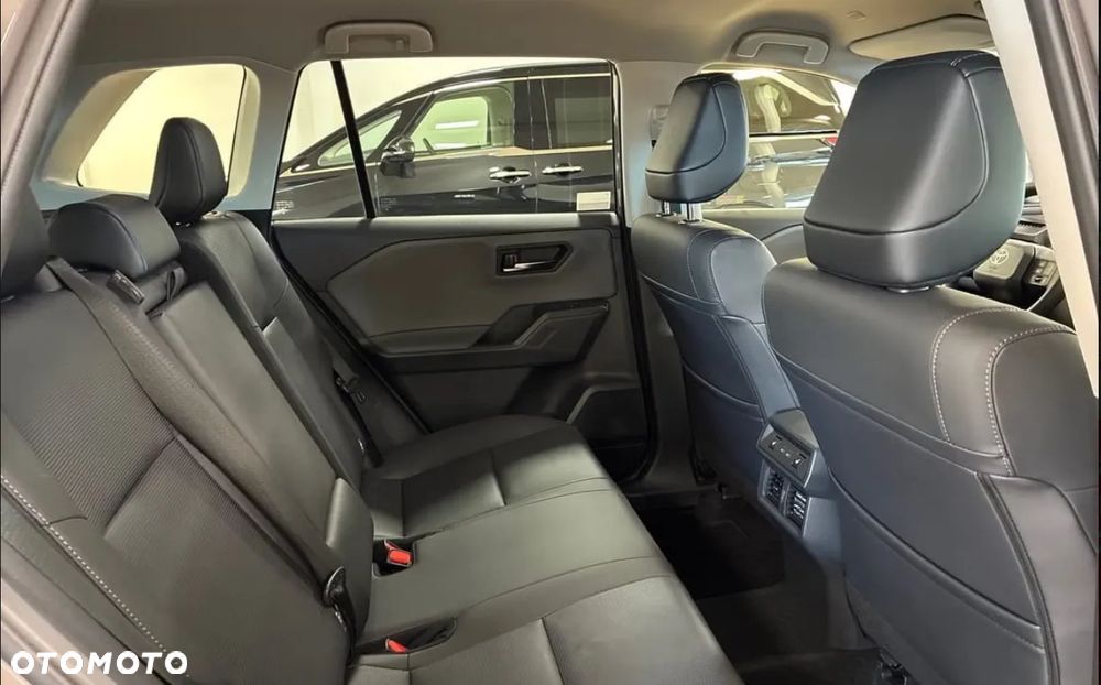 Toyota RAV4 - 7