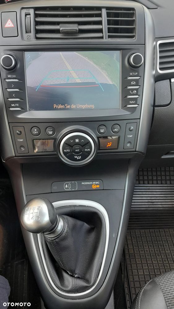 Toyota Verso - 12