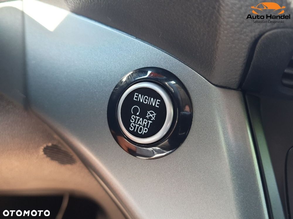 Ford Kuga 1.5 EcoBoost 2x4 Titanium - 23