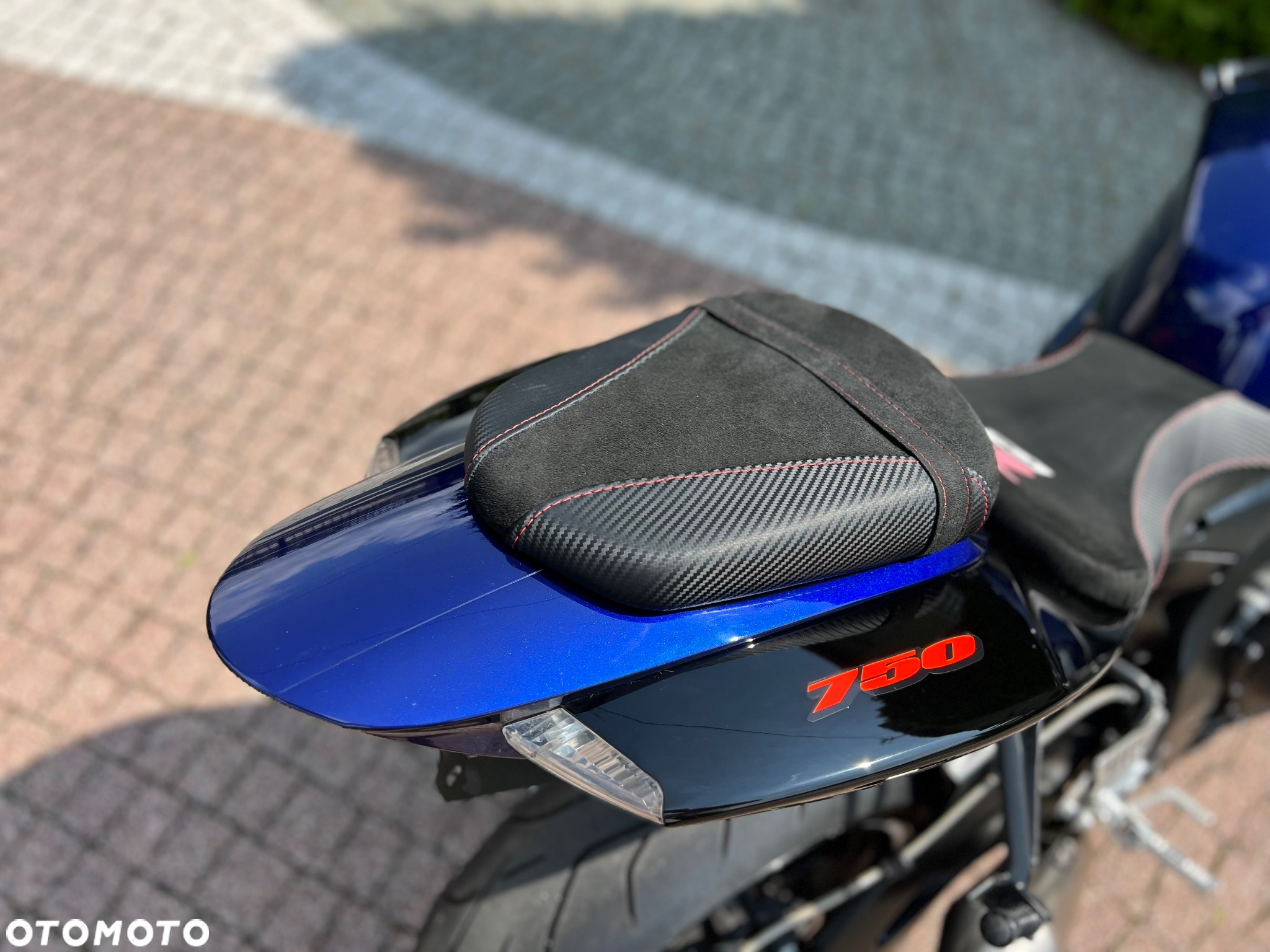 Suzuki GSX-R - 11