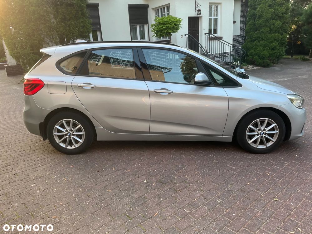 BMW Seria 2 216d GT Sport Line - 6