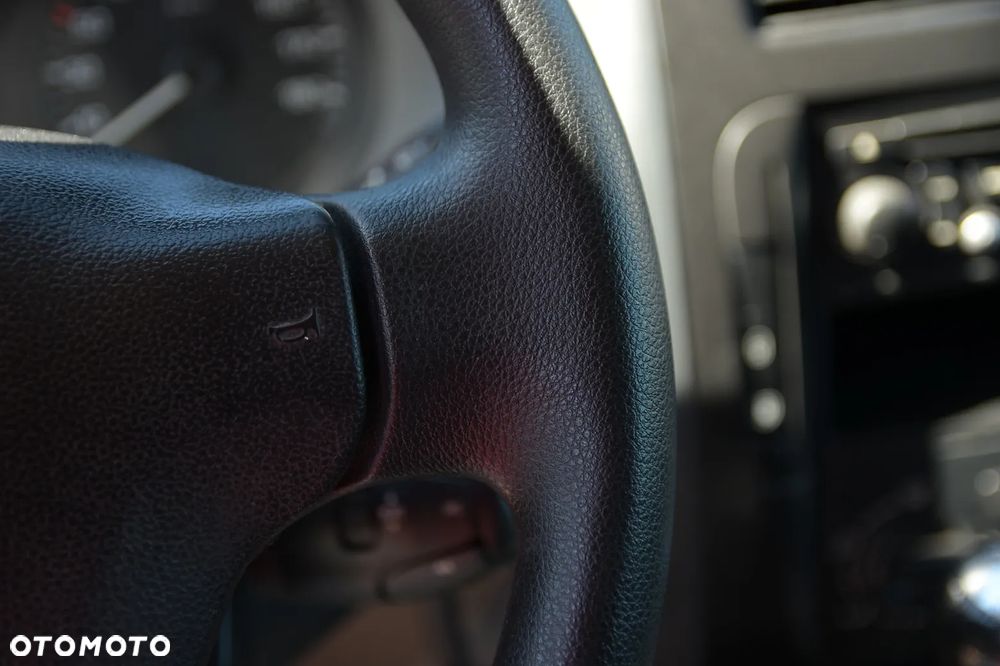 Citroën JUMPY/SCUDO/EXPERT/LONG/ 2.0 HDI / ZDROWY BEZ KOROZJI/ PODGRZEWANE FOTELE/KLIMATYZACJA/BOGATO WYPOSAZONY - 26