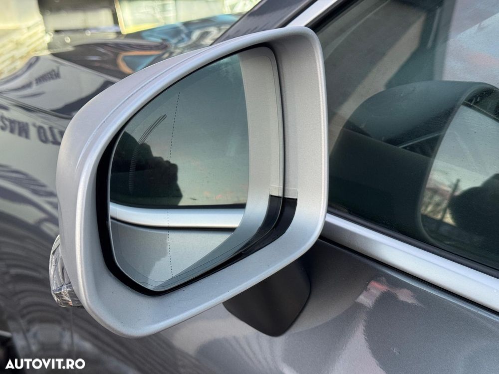 Volvo XC 60 T5 AWD Geartronic RDesign - 9