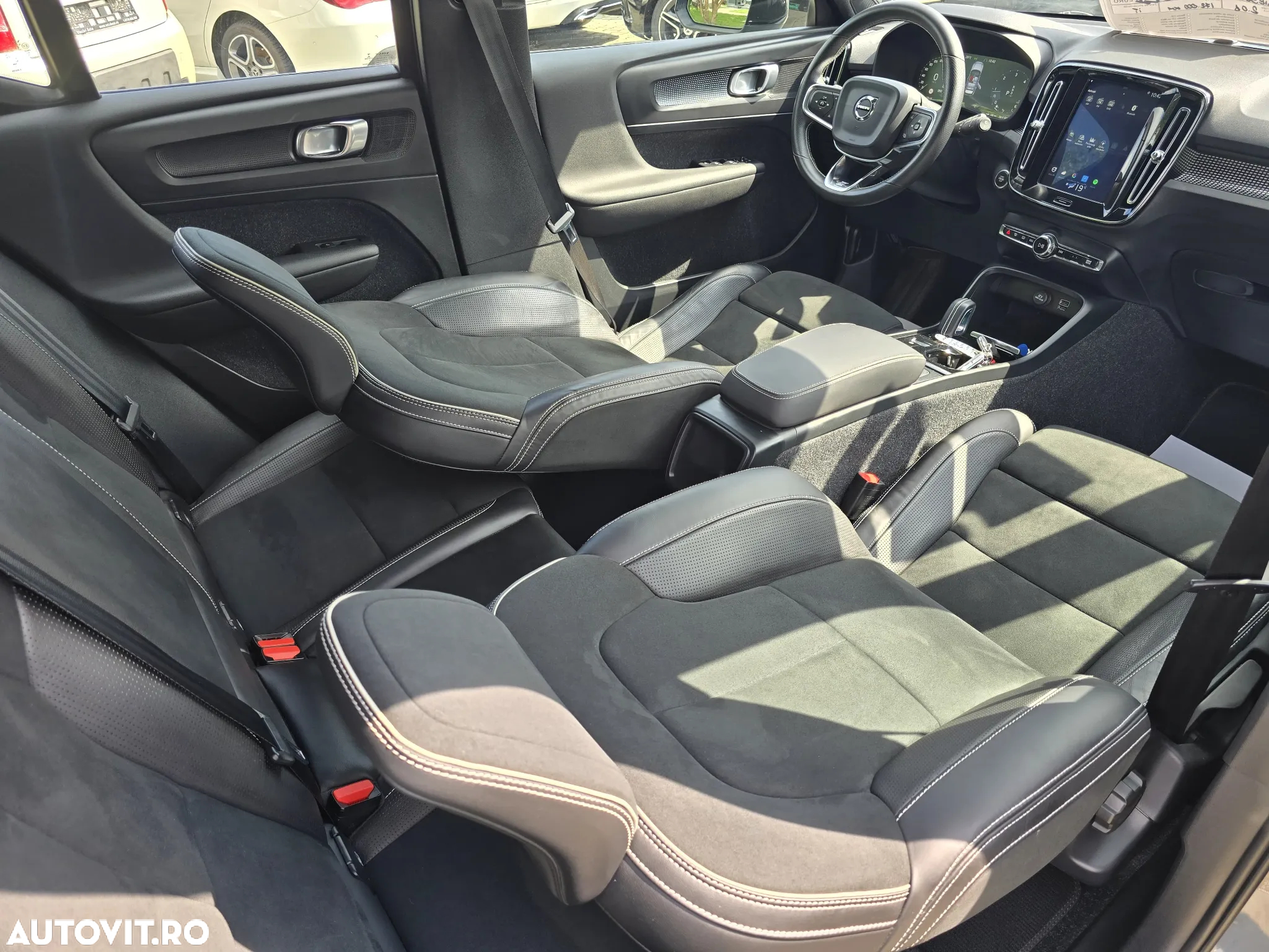 Volvo XC 40 D3 R-Design - 12