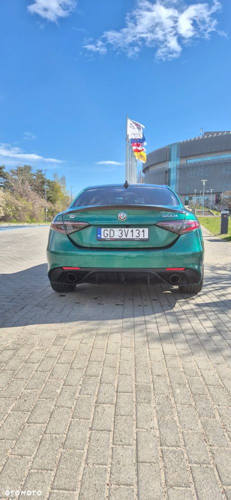 Alfa Romeo Giulia 2.0 Turbo Intensa Q4 - 4
