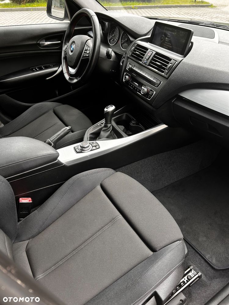 BMW Seria 1 118i Sport Line - 18
