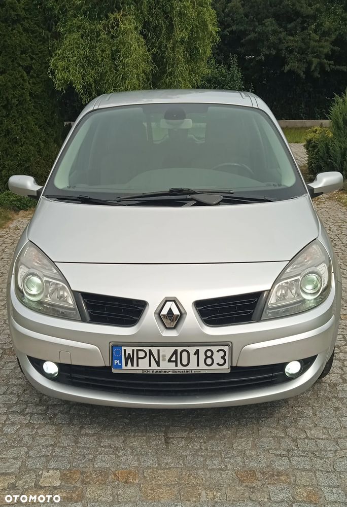 Renault Scenic 1.6 16V 110 Dynamique - 1