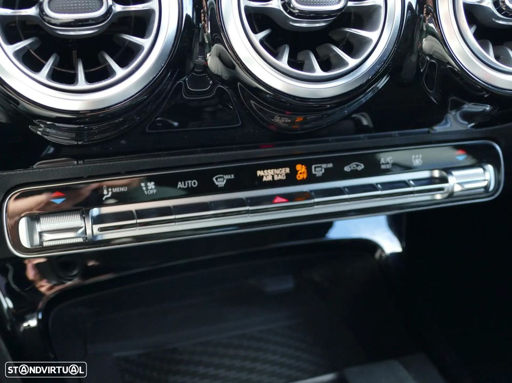 Mercedes-Benz CLA 250 e Shooting Brake AMG Line - 21