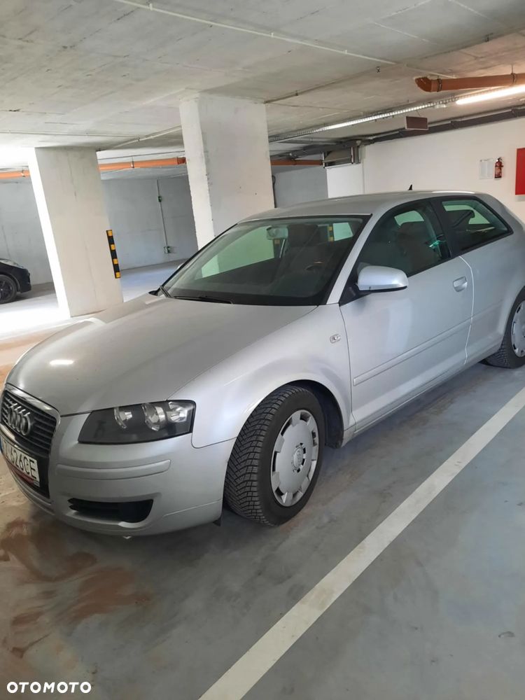 Audi A3 1.9 TDI DPF Ambiente S tronic - 7