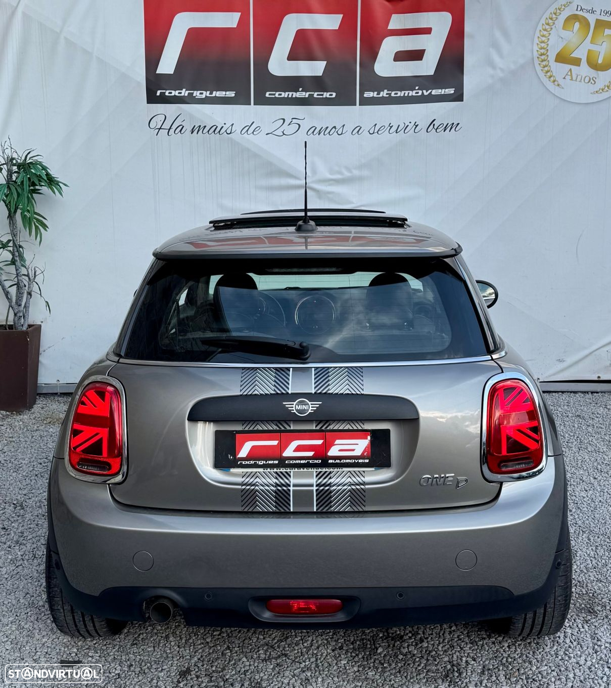 MINI 3 Portas - 26