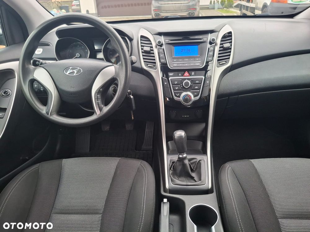 Hyundai i30 1.4 Classic - 12