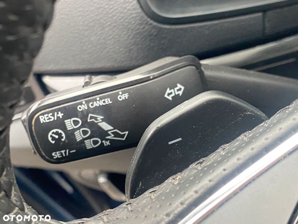 Skoda Karoq 1.5 TSI ACT 4x2 Style DSG - 24