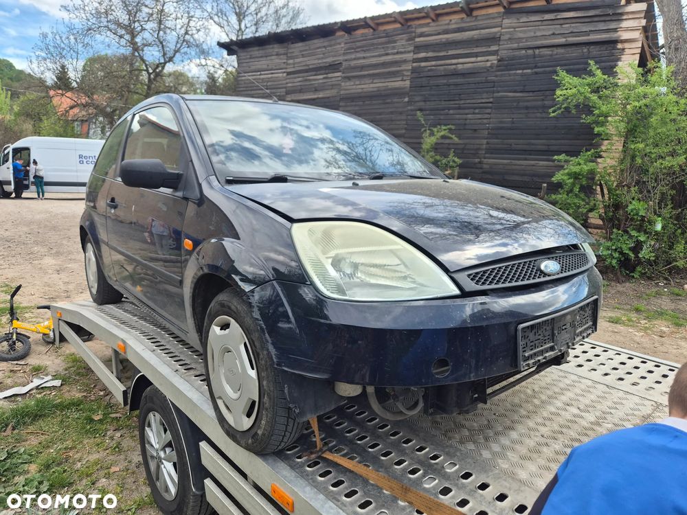 Ford Fiesta 1.3 Futura - 1