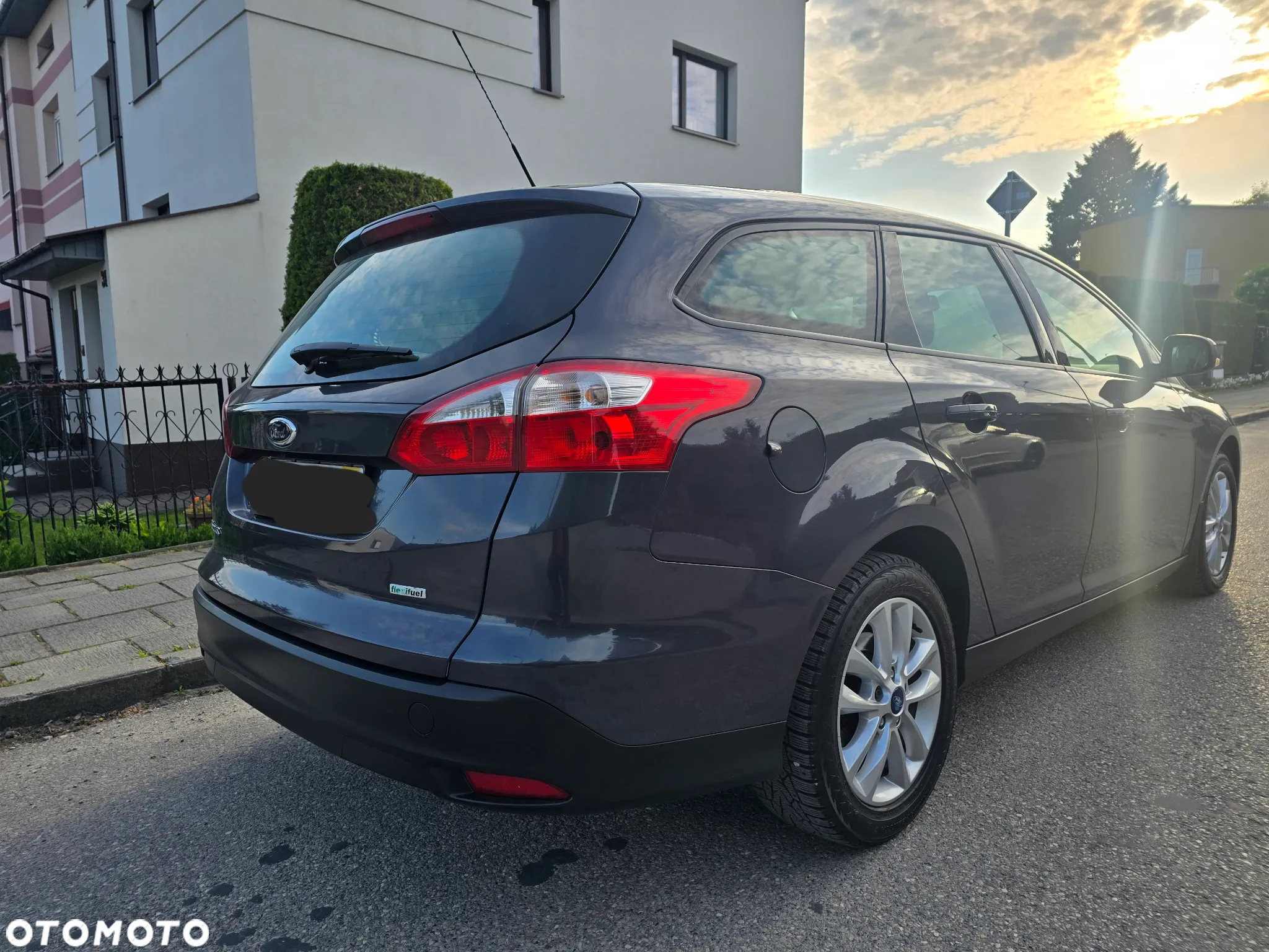 Ford Focus 1.6 FF Ambiente - 30