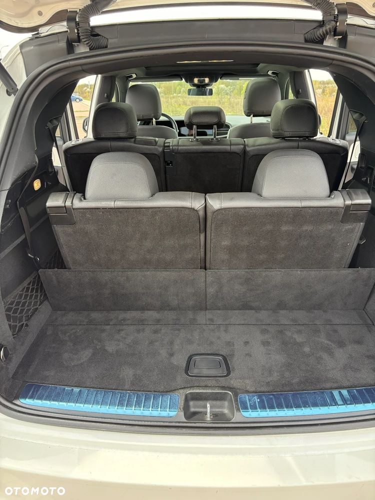 Mercedes-Benz GLE - 12