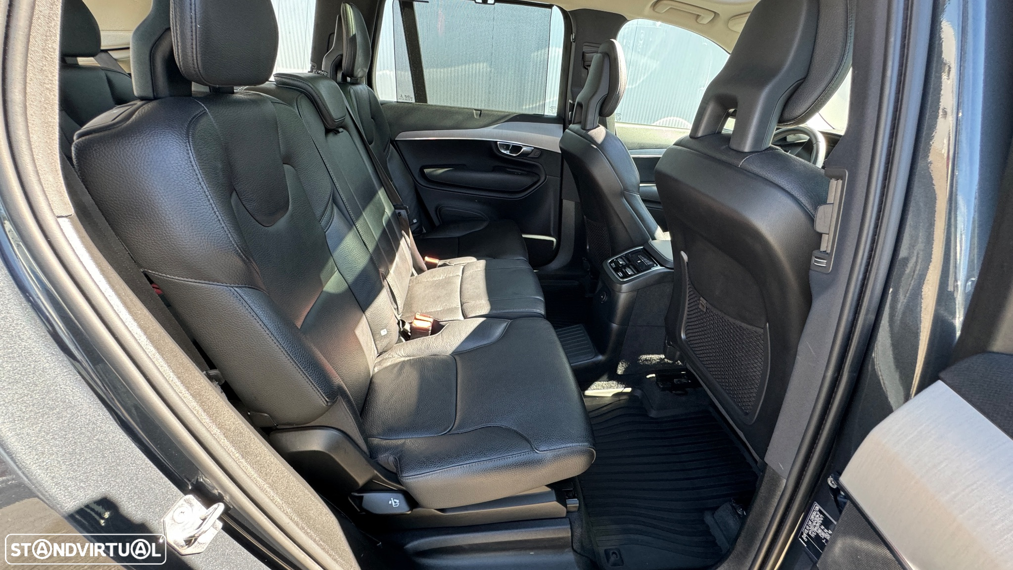 Volvo XC 90 2.0 T8 PHEV Inscription AWD - 36