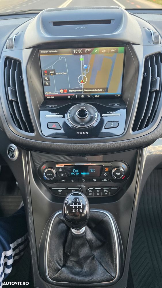 Ford Kuga 1.5 EcoBoost 2x4 Titanium - 21