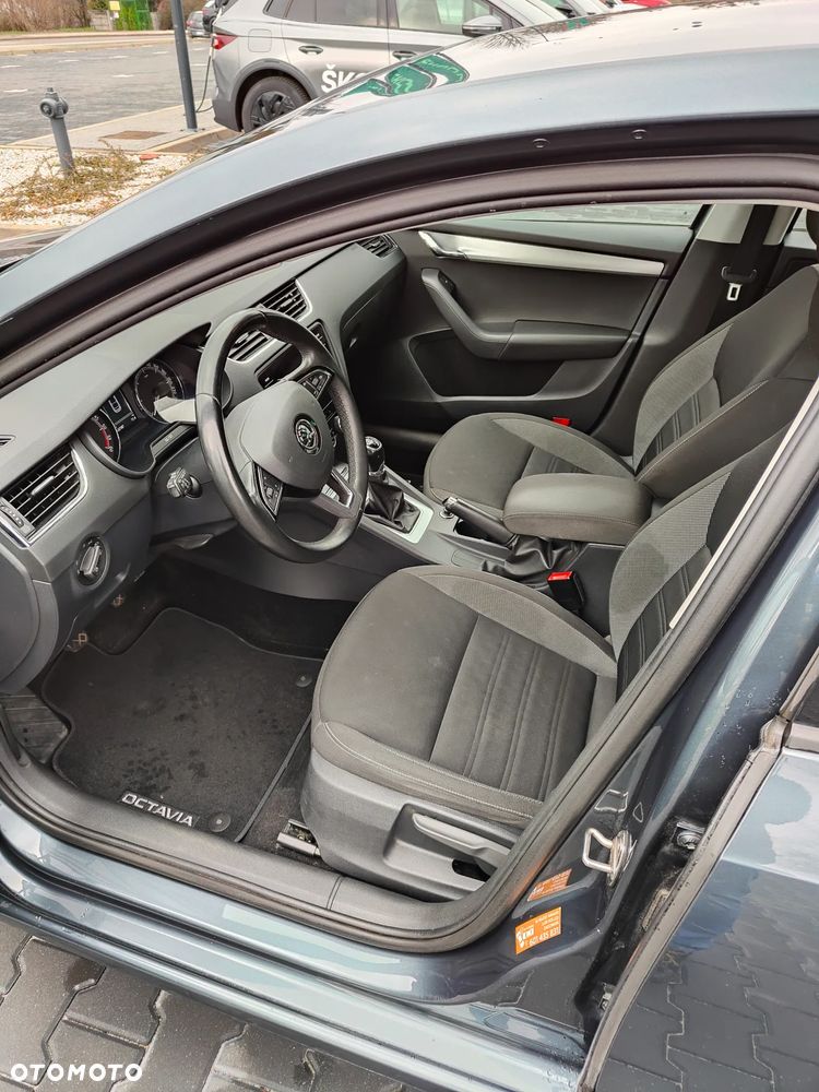 Skoda Octavia 1.6 TDI Ambition - 8