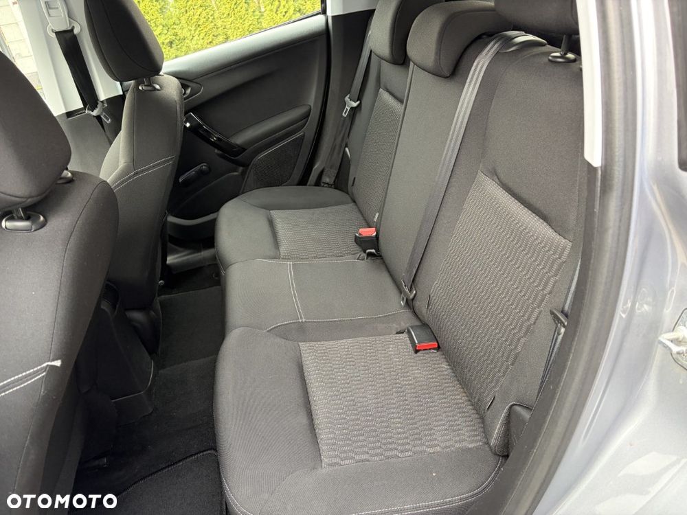 Peugeot 208 PureTech 82 Stop & Start Signature - 11