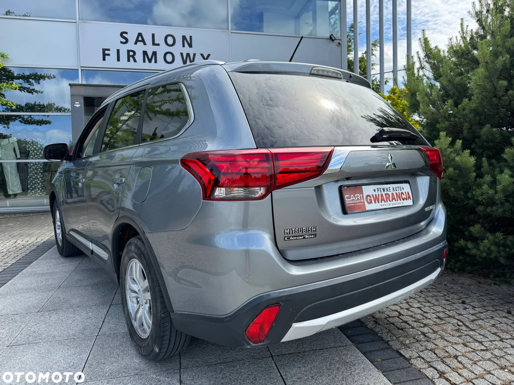 Mitsubishi Outlander 2.0 2WD Diamant Edition - 19