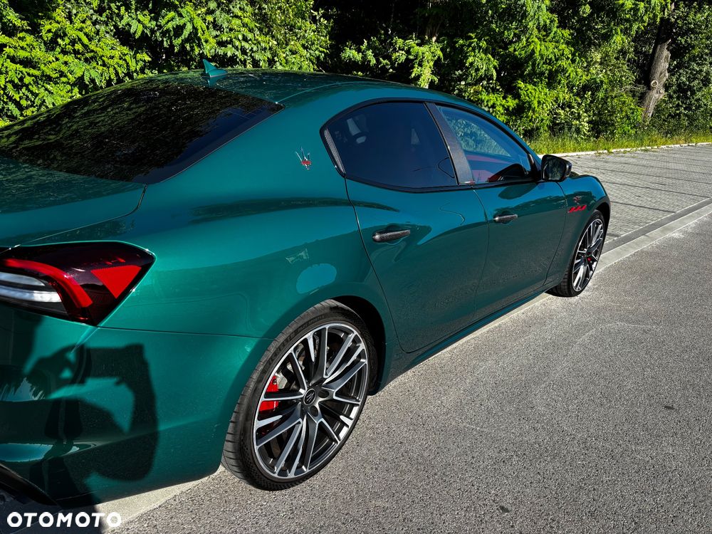 Maserati Ghibli Trofeo - 3