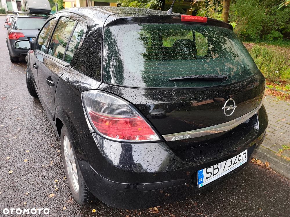 Opel Astra 1.6 Cosmo - 11