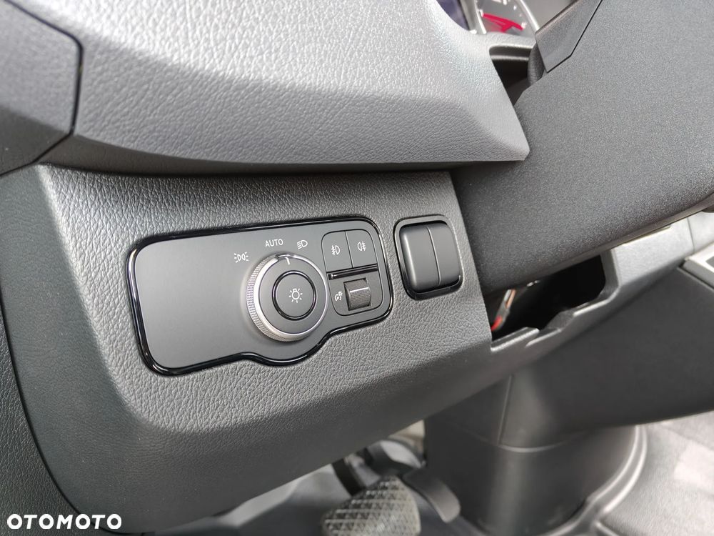 Mercedes-Benz Sprinter - 10