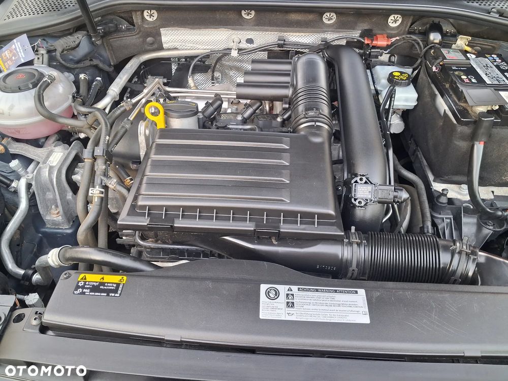 Volkswagen Golf 1.4 TSI BMT Comfortline - 21