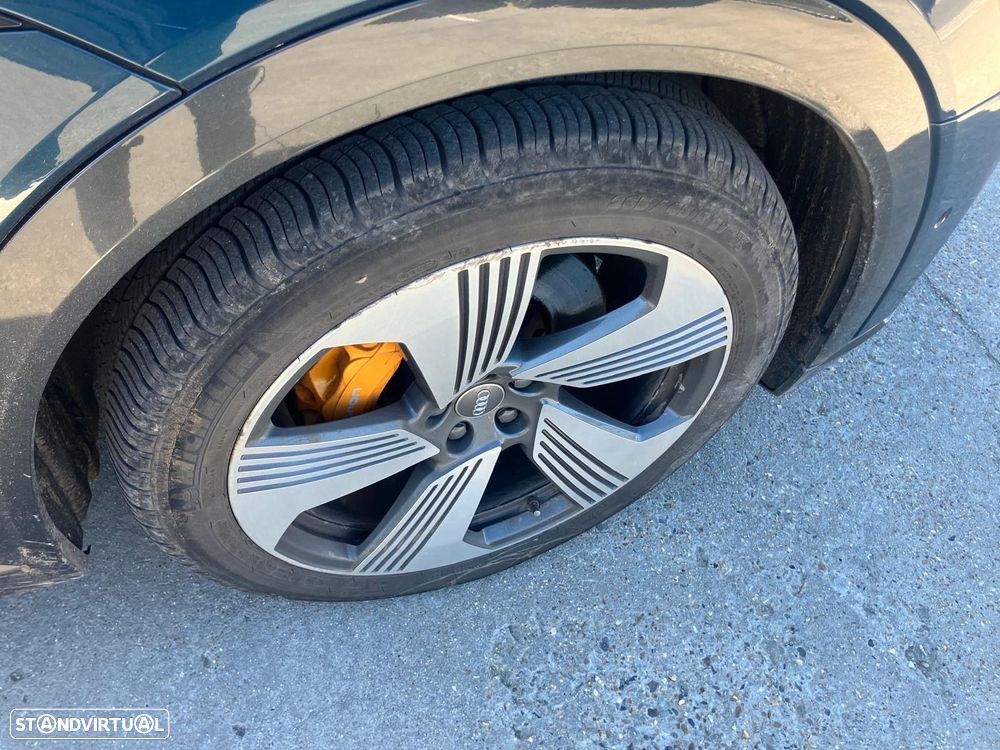 Audi e-tron 55 quattro Advanced - 18