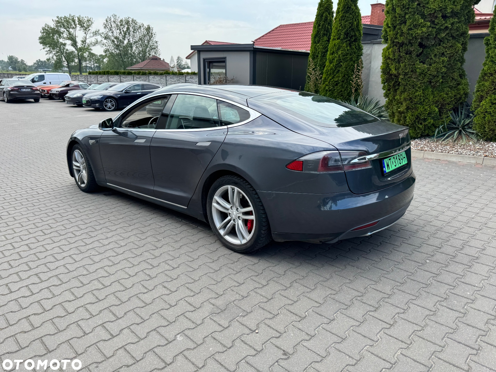 Tesla Model S Dual Motor Allradantrieb Performance - 18