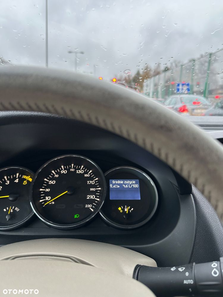 Renault Fluence - 32