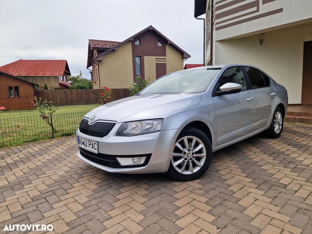Skoda Octavia 1.6 TDI ELEGANCE - 1
