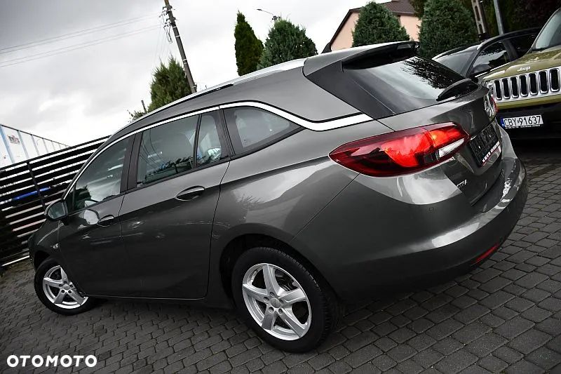 Opel Astra 1.6 D (CDTI) Start/Stop Sports Tourer Innovation - 3