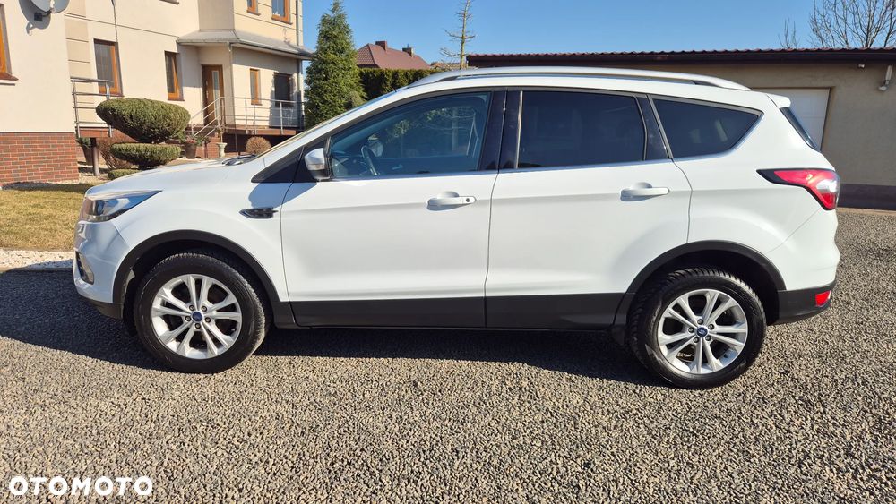 Ford Kuga 2.0 TDCi 4x2 Titanium - 2