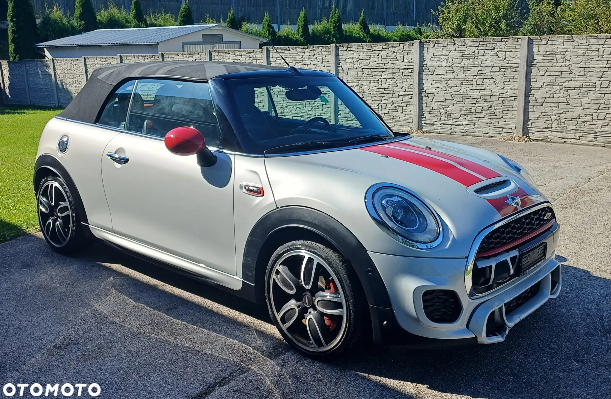 MINI John Cooper Works Cabrio - 4