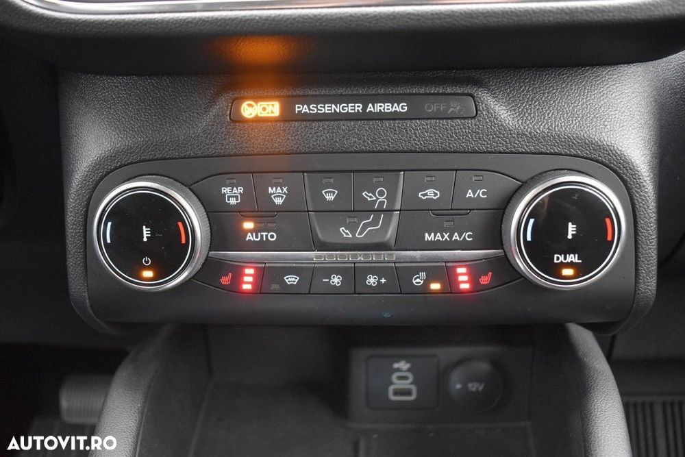 Ford Kuga 2.5 Duratec FHEV FWD Titanium - 30