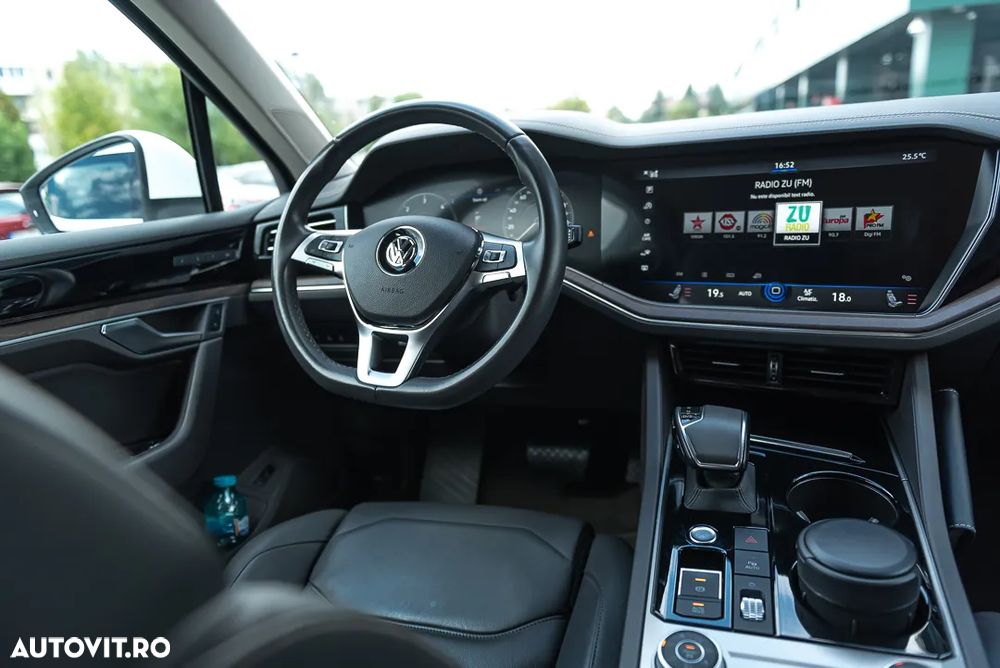 Volkswagen Touareg V6 TDI Elegance - 22