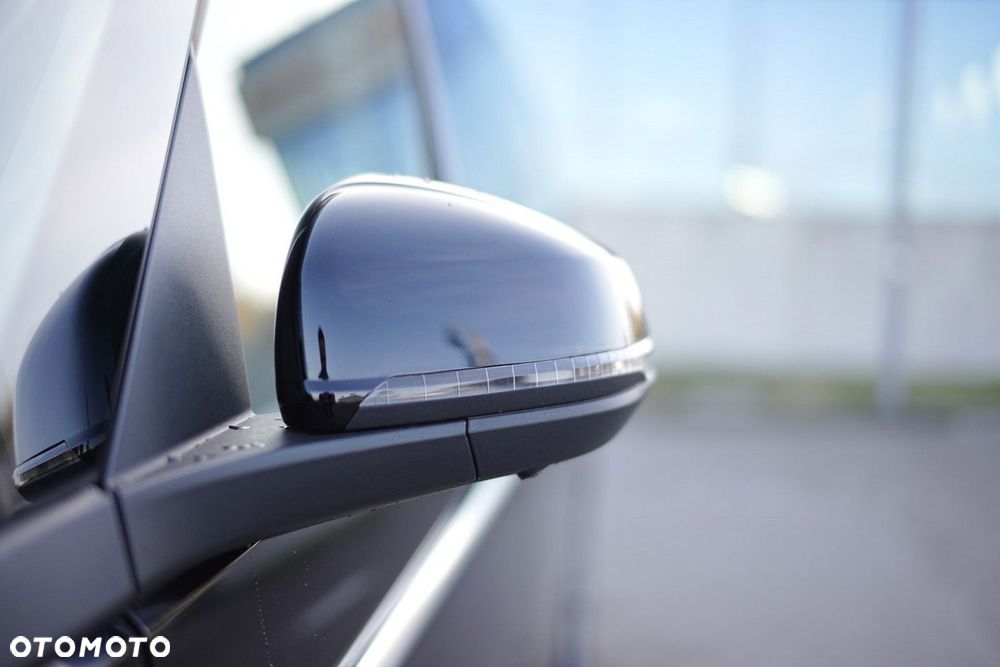 Volkswagen Multivan 2.0 TSI L2 Style DSG - 12