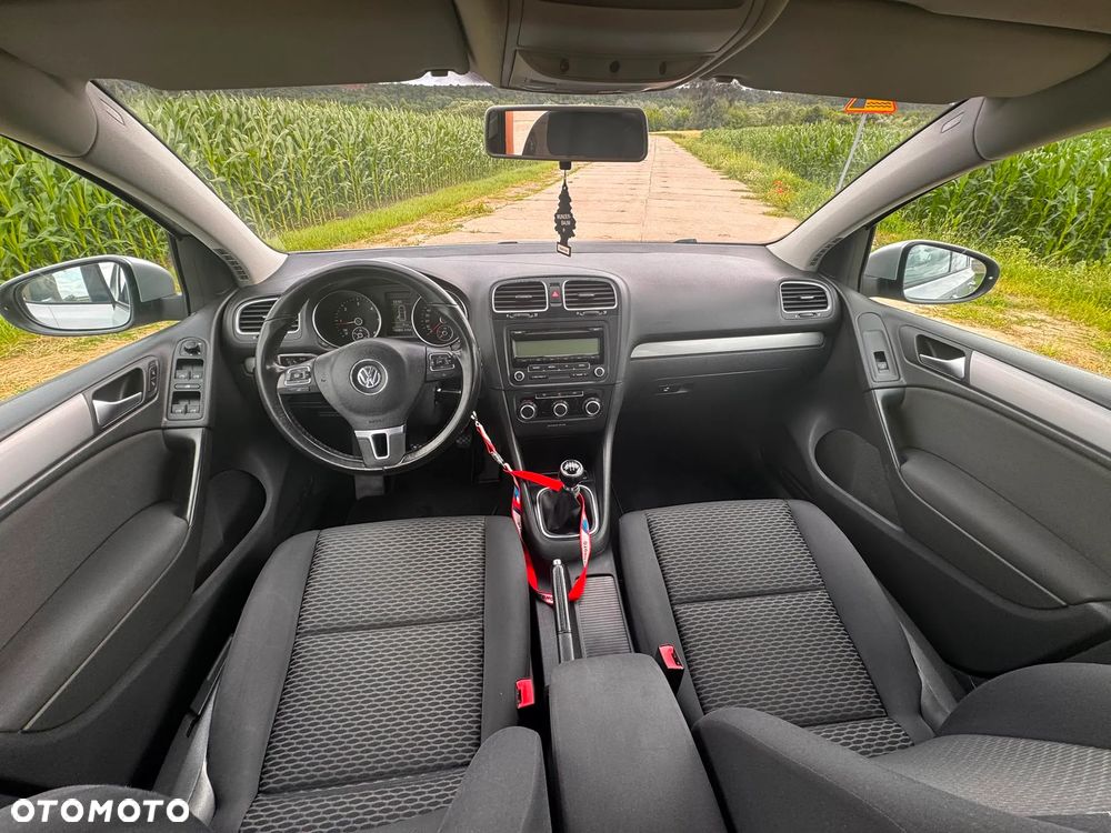 Volkswagen Golf - 20