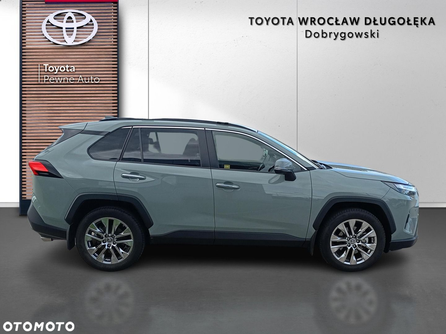 Toyota RAV4 - 7