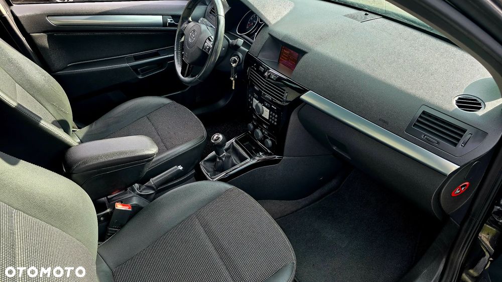 Opel Astra 1.6 Innovation - 18