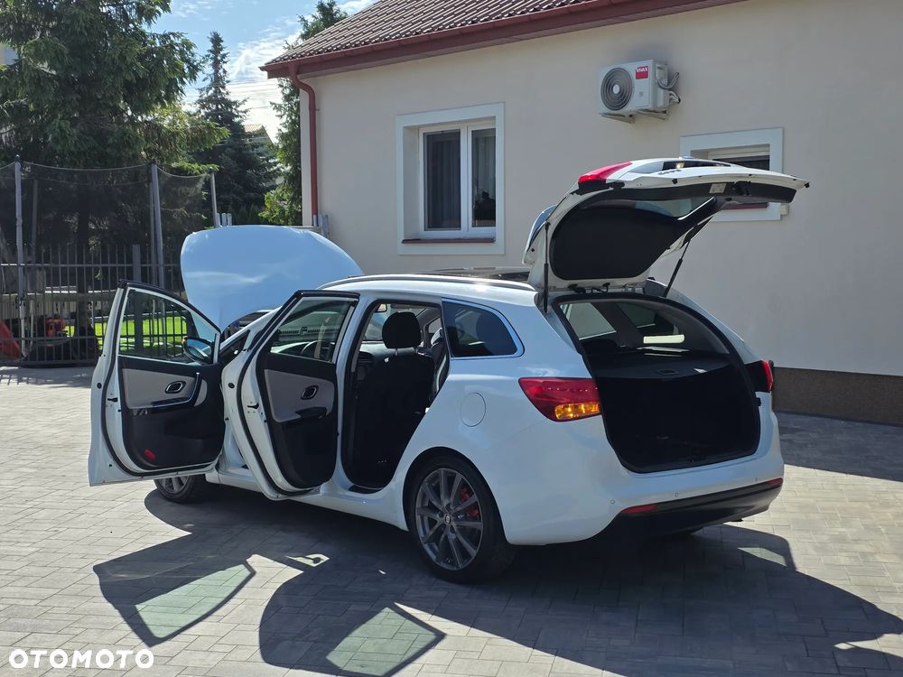 Kia Ceed 1.6 CRDi 128 Platinum Edition - 5